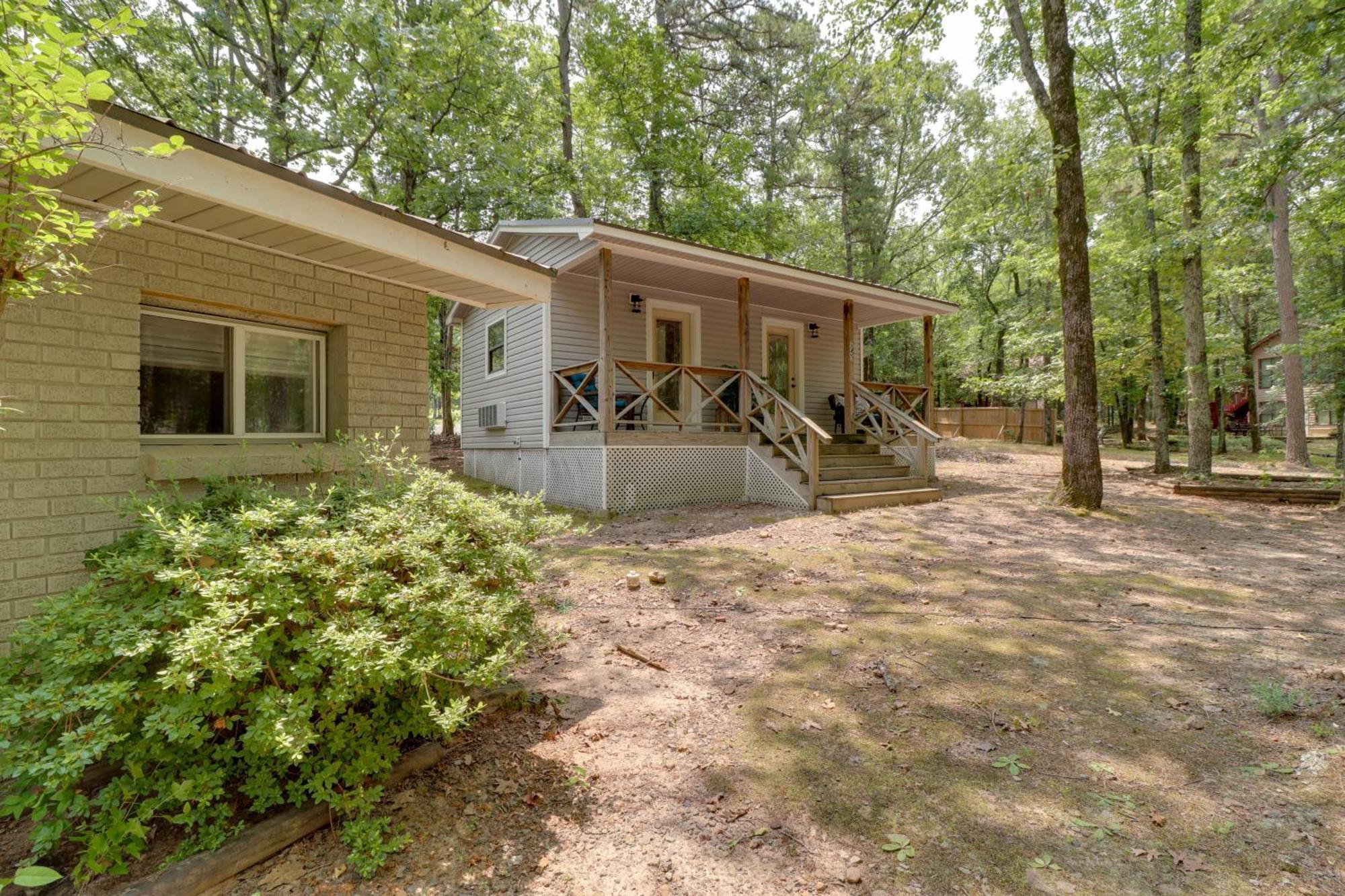 Arkansas Vacation Rental On Greers Ferry Lake! Fairfield Bay Exterior photo