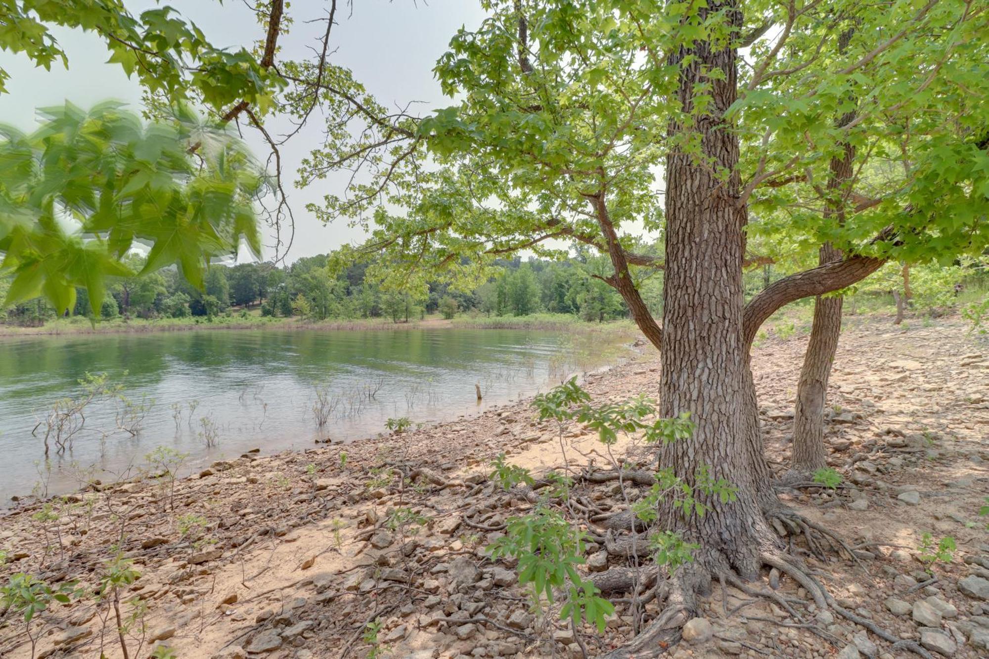 Arkansas Vacation Rental On Greers Ferry Lake! Fairfield Bay Exterior photo